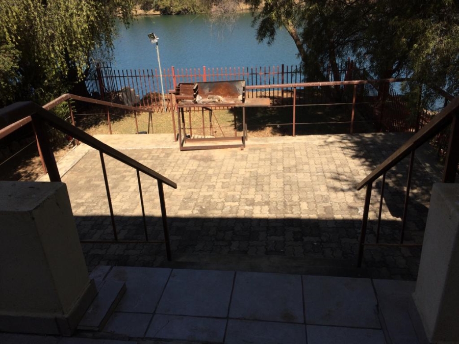 3 Bedroom Property for Sale in Bloemhof North West